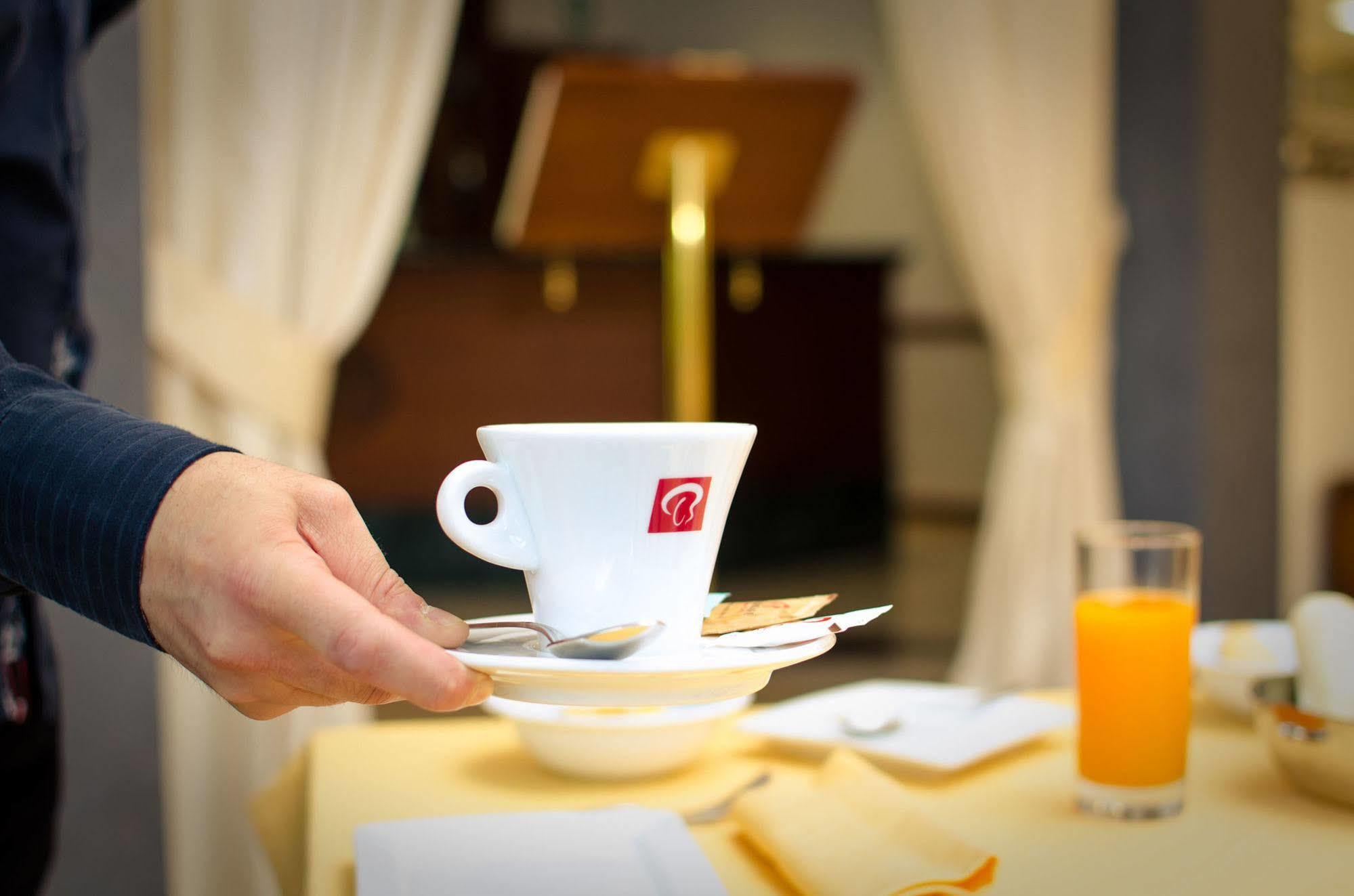 Hotel Federico II Л'Акуила Экстерьер фото